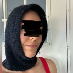 H&M Black Knit Hooded Accessory